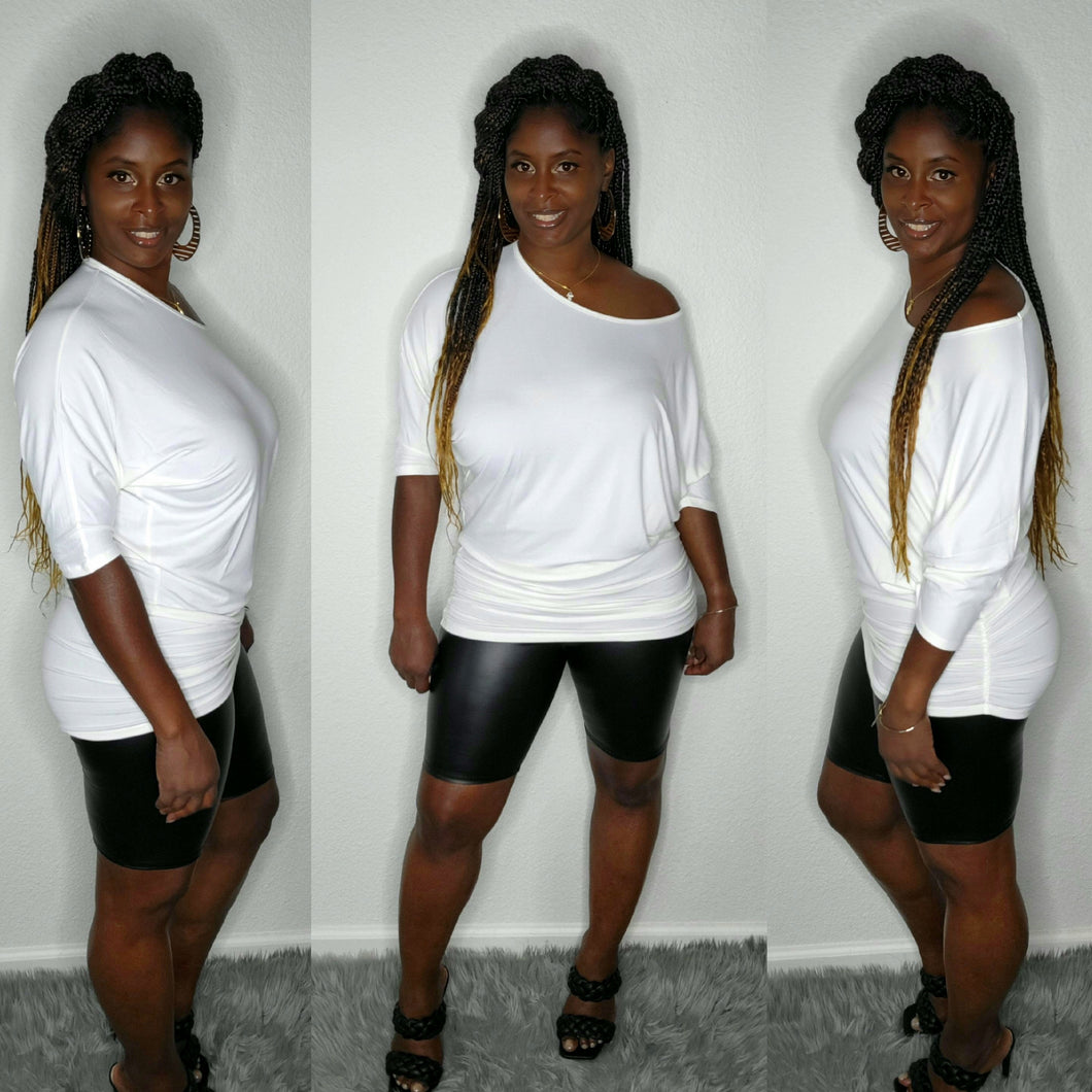 Highwaist Faux Leather Biker Shorts-Black