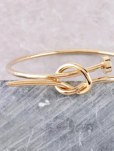 Unbreakable Knot Bracelet