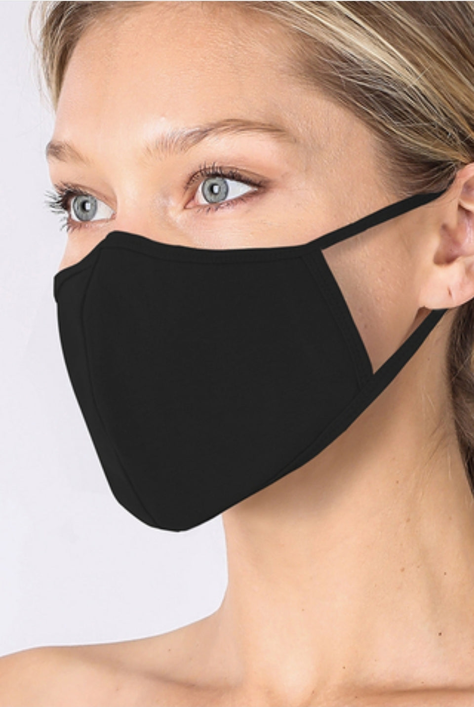 Cotton face mask with filter pocket