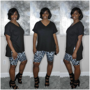 Gray leopard print biker shorts